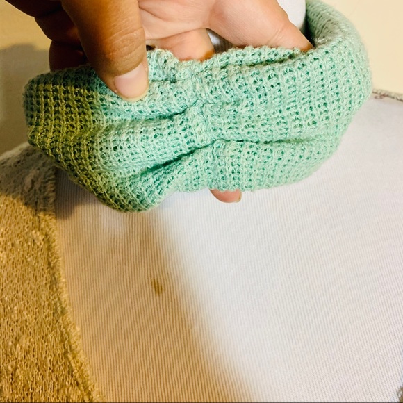 Cute sweater with matching headband - Picture 3 of 5